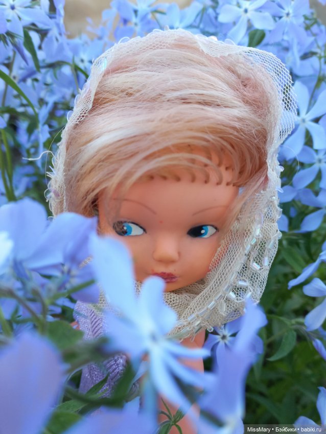 Анна. Фотосессия в цветах