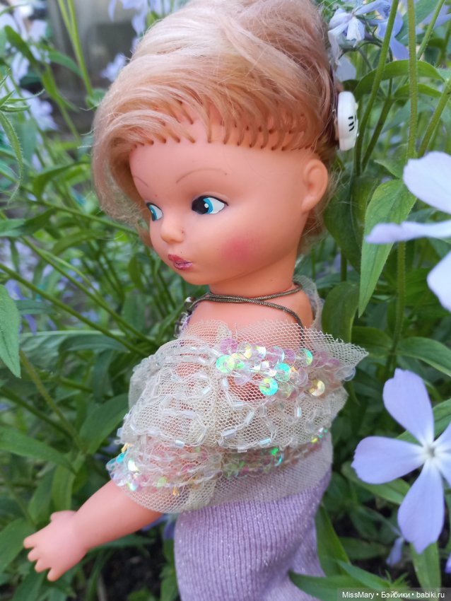 Анна. Фотосессия в цветах