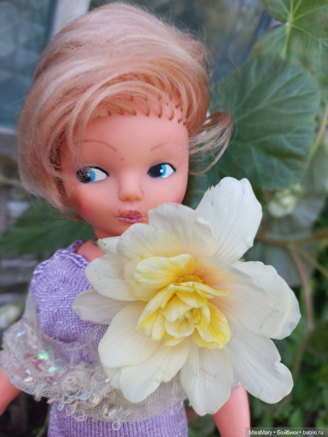 Анна. Фотосессия в цветах