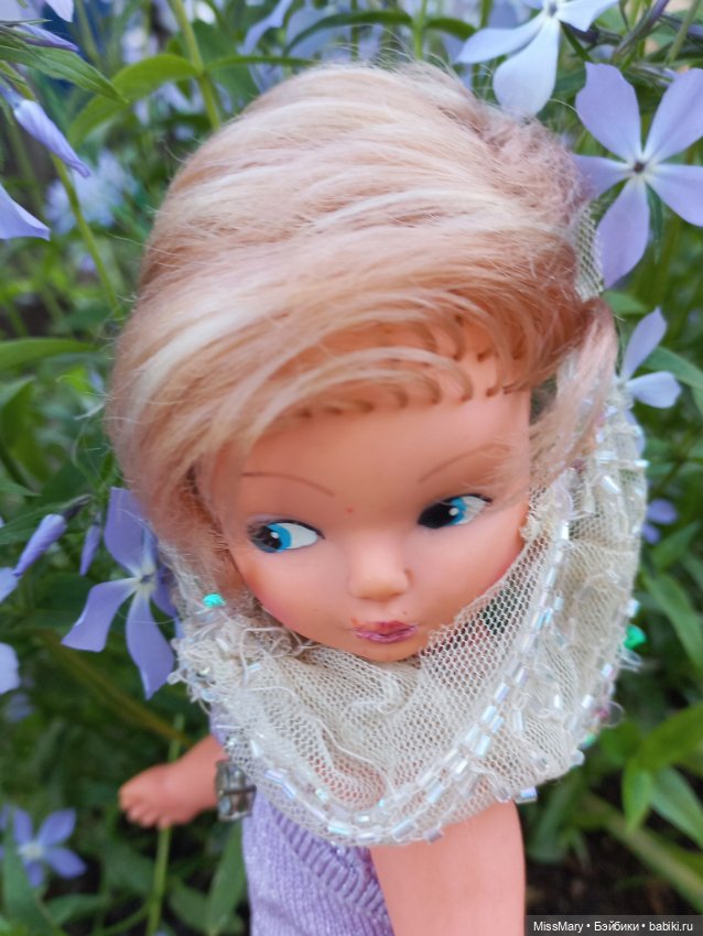 Анна. Фотосессия в цветах