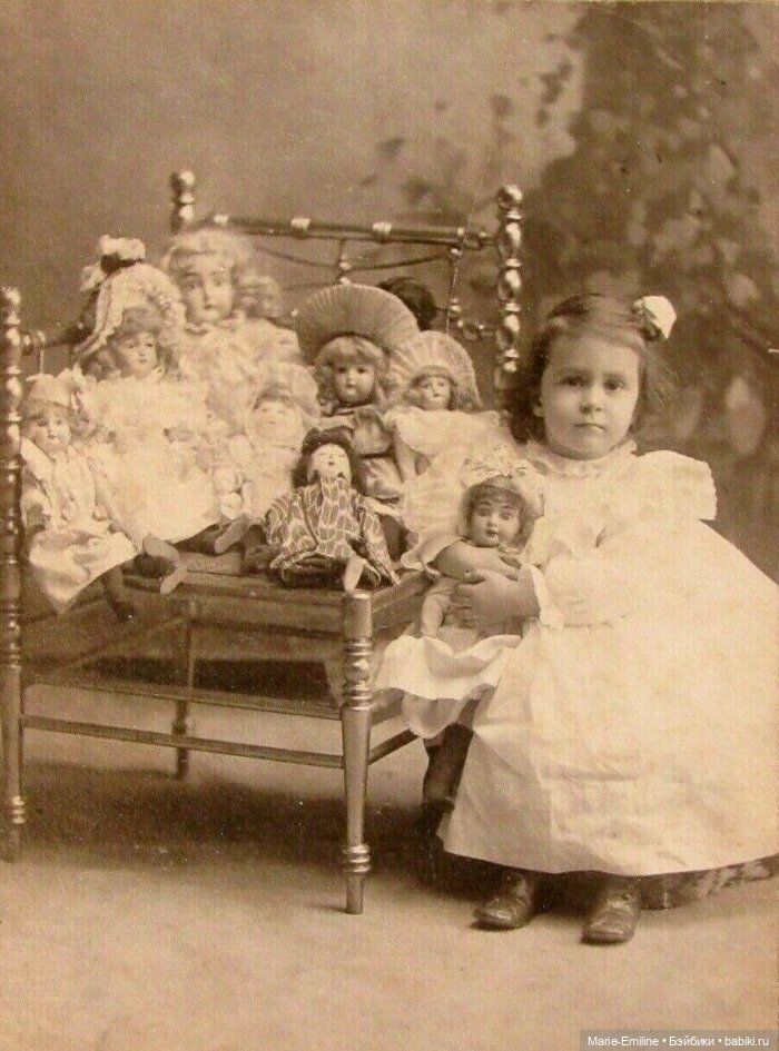 Девочки из прошлого, и их куклы (фото 6)