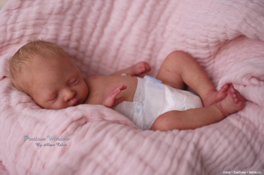 Luna скульптора Ирины Капланской, автор прототипа Alexa Calvo