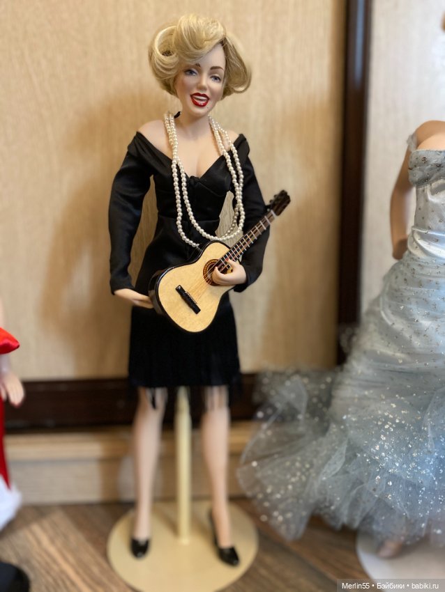 Просвещается 95 летию Мерлин Монро