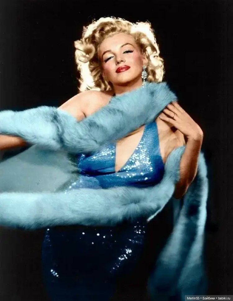 Просвещается 95 летию Мерлин Монро