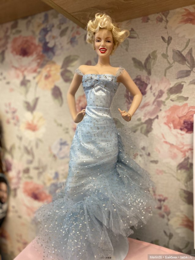 Просвещается 95 летию Мерлин Монро