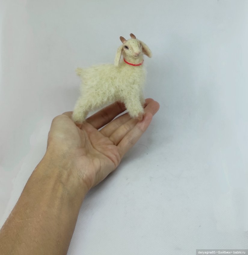 Коза с козленком — Валяные игрушки из шерсти: сухое валяние (фото 8)