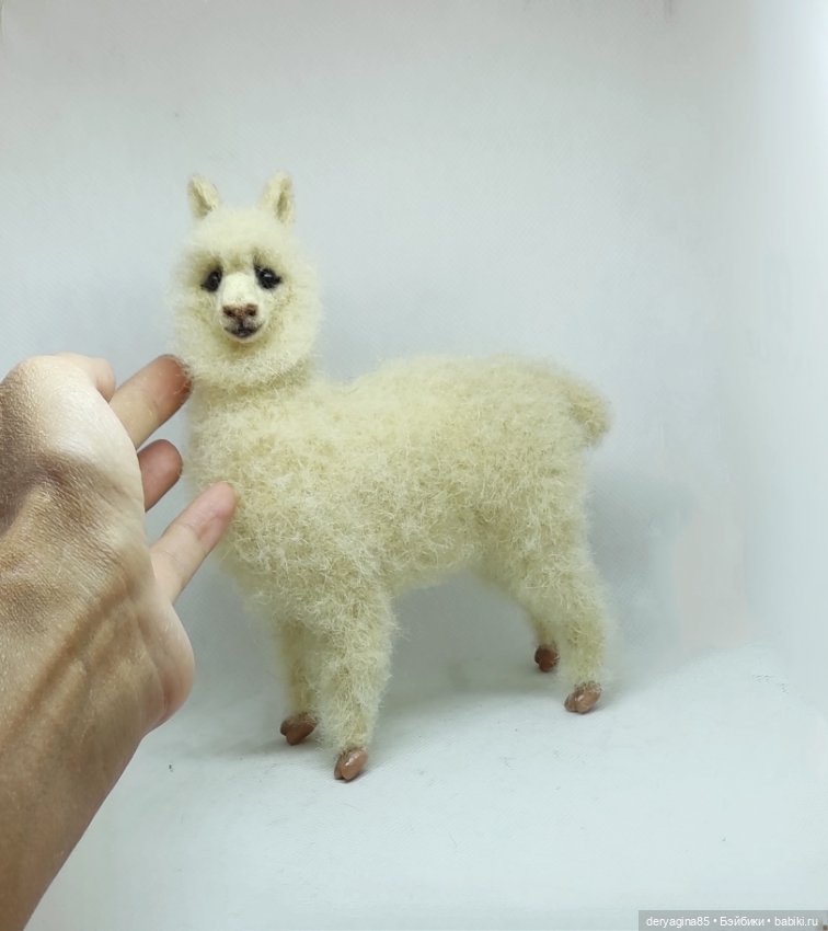 Моя первая альпака — Валяные игрушки из шерсти: сухое валяние (фото 2)
