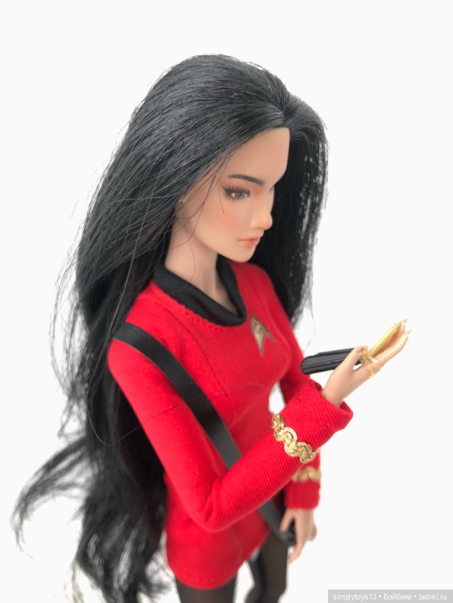 Перевоплощение в лейтенанта Ухуру (фото 5)