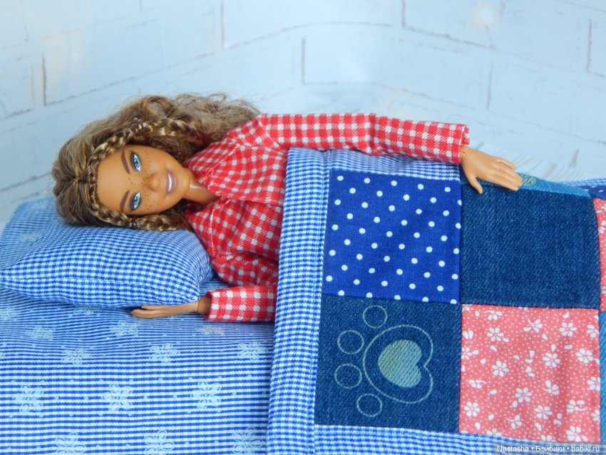 "С полки бабушка достала непростое одеяло..." (фото 3)