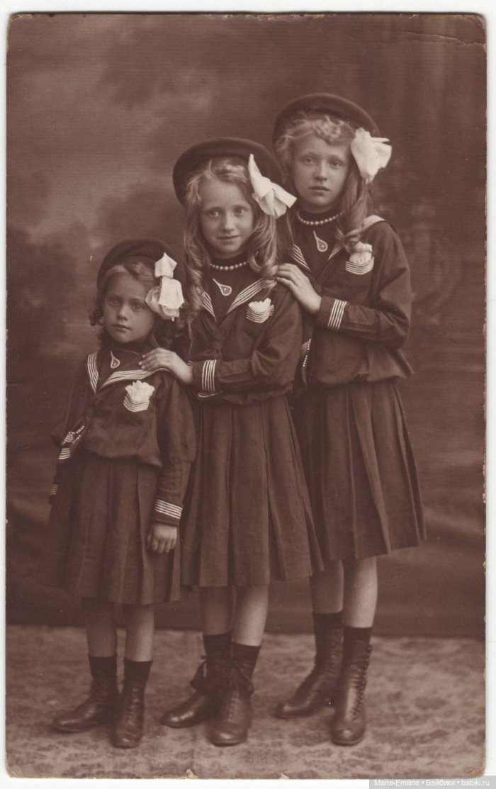 Дети из прошлого, и их наряды