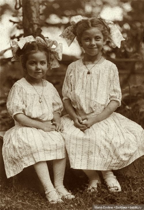 Дети из прошлого, и их наряды - 2