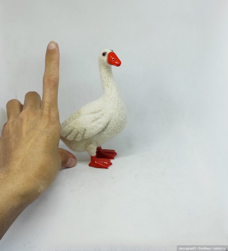 Гусик — Валяные игрушки из шерсти: сухое валяние (фото 10)