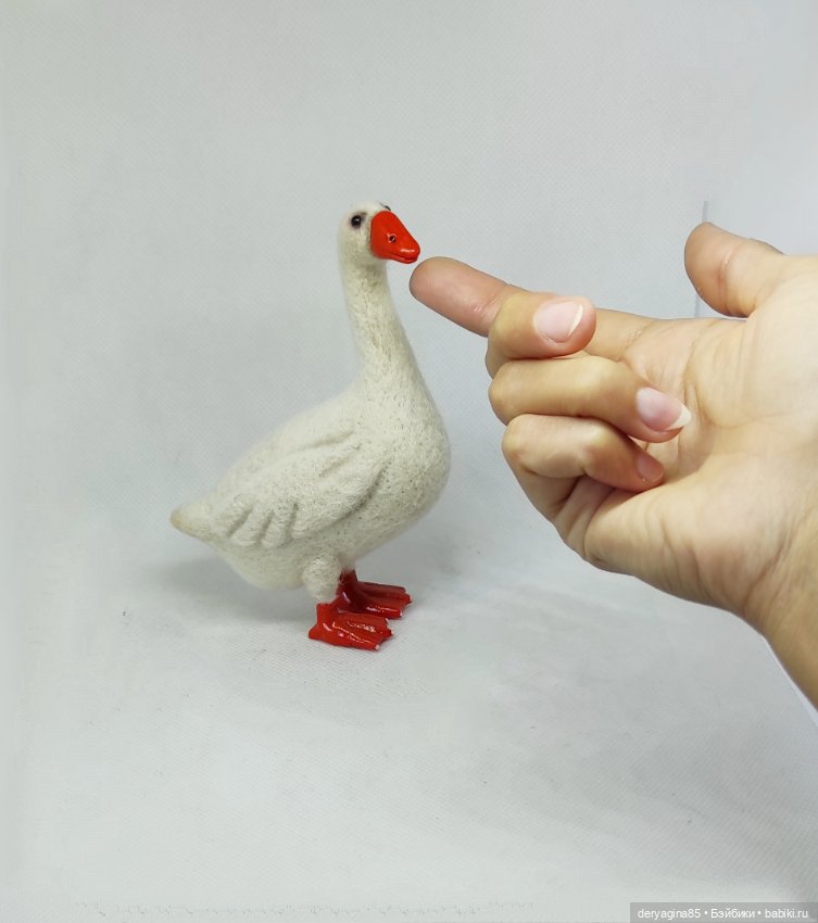 Гусик — Валяные игрушки из шерсти: сухое валяние (фото 8)