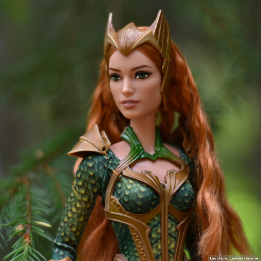 К бабушке надо ездить большой компанией