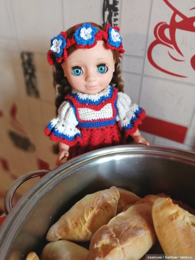 А у нас сегодня пирожки — Российские куклы Весна (фото 7)