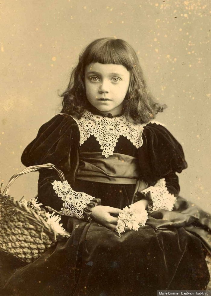 Дети из прошлого, и их наряды - 2