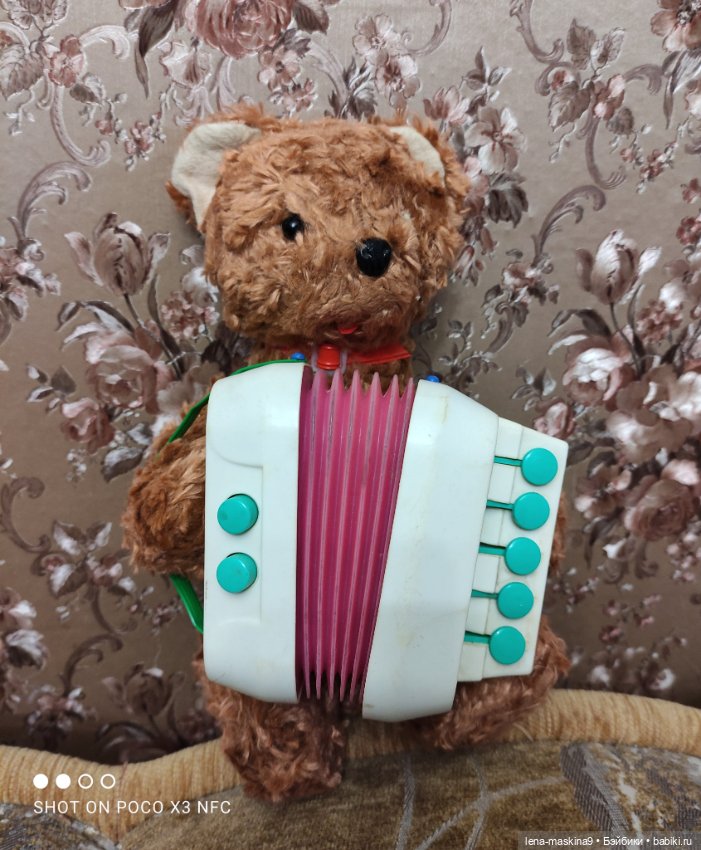 Мишка гармонист — Игрушки СССР и советского детства: резиновые (фото 2)