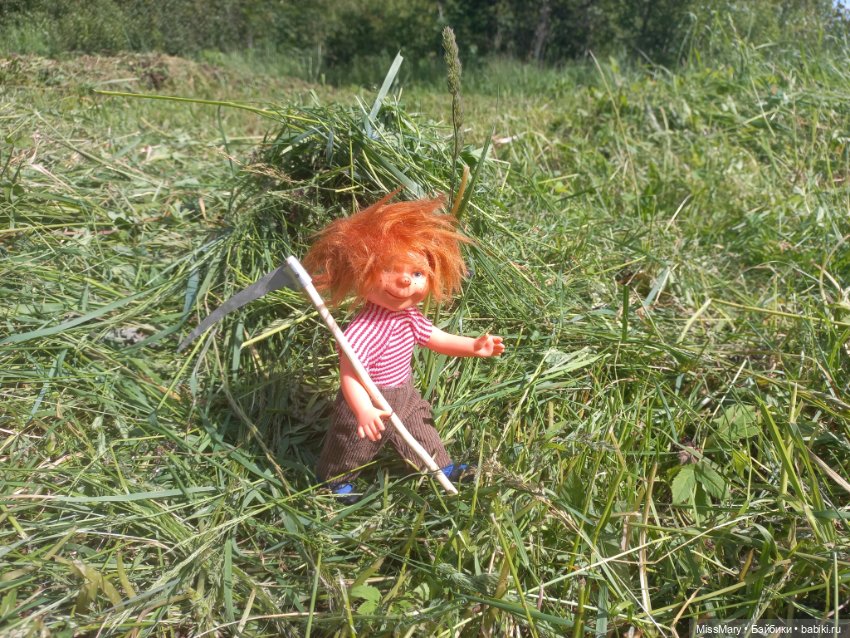 Деревенские мотивы. На покосе