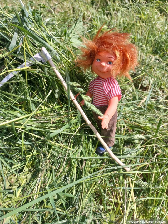 Деревенские мотивы. На покосе