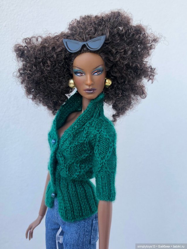 Красотка Нишель и фото создания кофточки