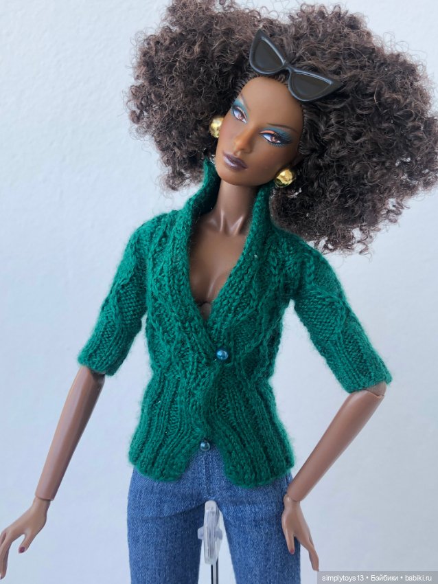 Красотка Нишель и фото создания кофточки