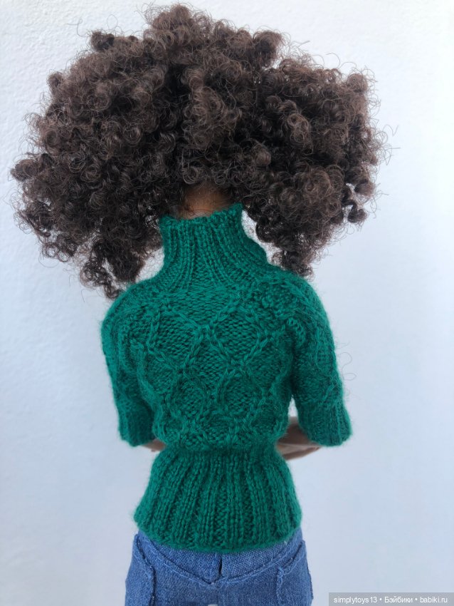 Красотка Нишель и фото создания кофточки