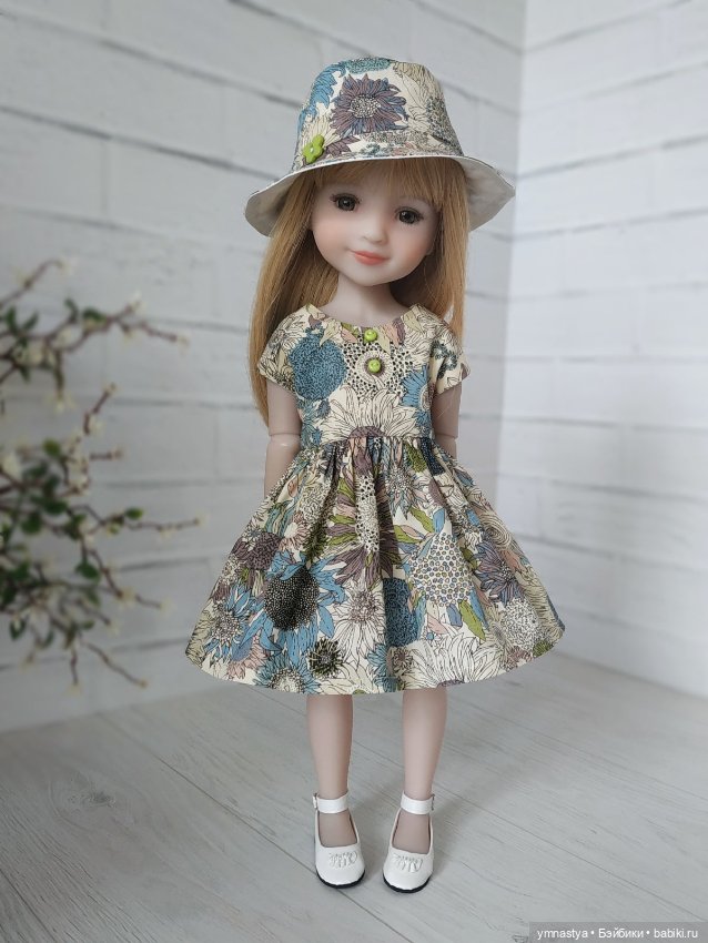 Ruby red и Оливия Llorens, сравнение кукол (фото 10)