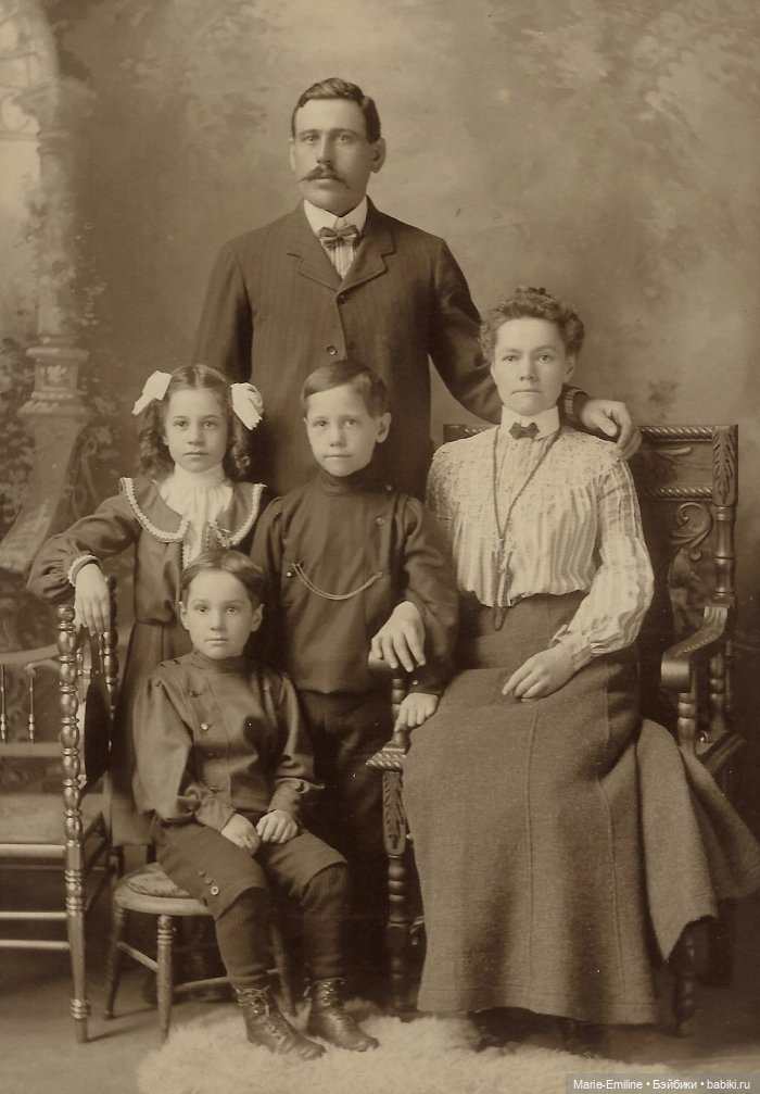 Семейные фотографии из прошлого