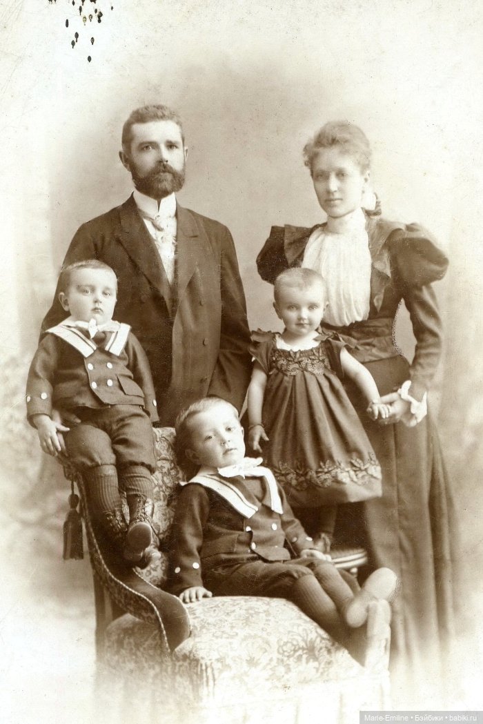 Семейные фотографии из прошлого