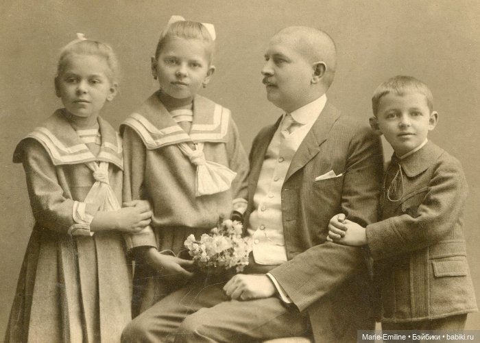 Семейные фотографии из прошлого