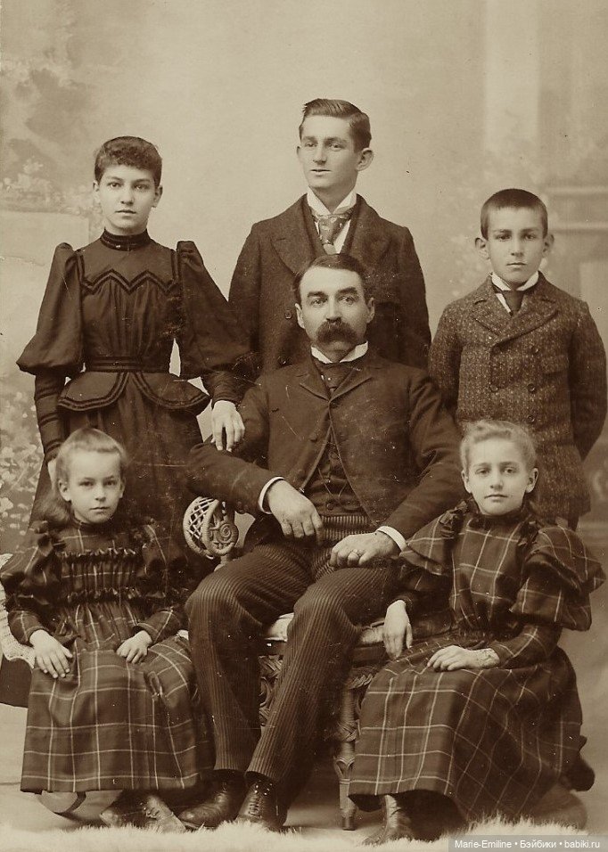 Семейные фотографии из прошлого