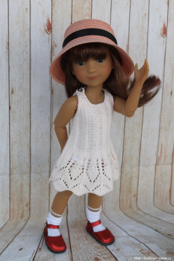 Моя новенькая Бейли и ее гардероб (фото 3)