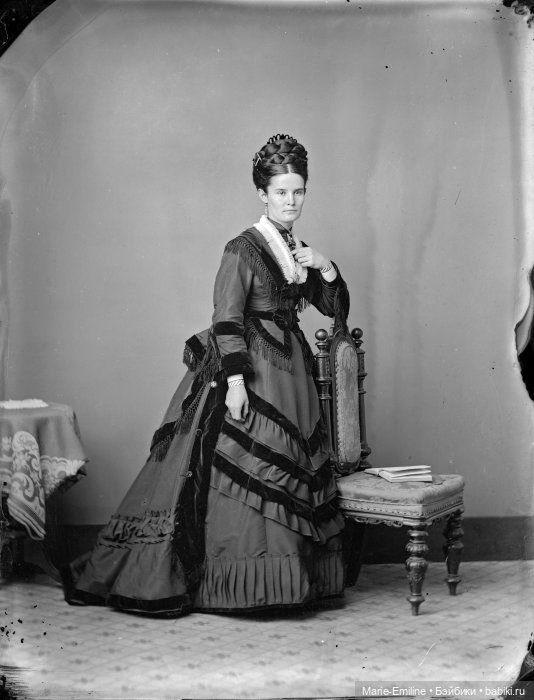 Молодые дамы из прошлого — Всё об антикварных куклах: история