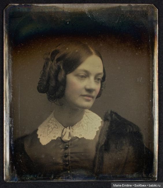 Молодые дамы из прошлого — Всё об антикварных куклах: история