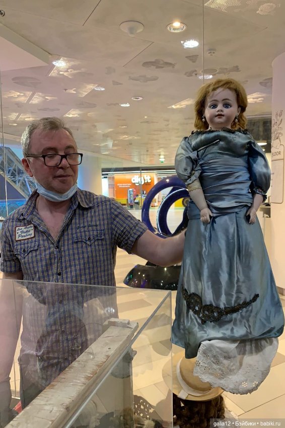 Антикварный мир Бориса Сумарокова в ЦДМ. Часть 1