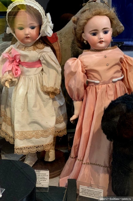 Антикварный мир Бориса Сумарокова в ЦДМ. Часть 1