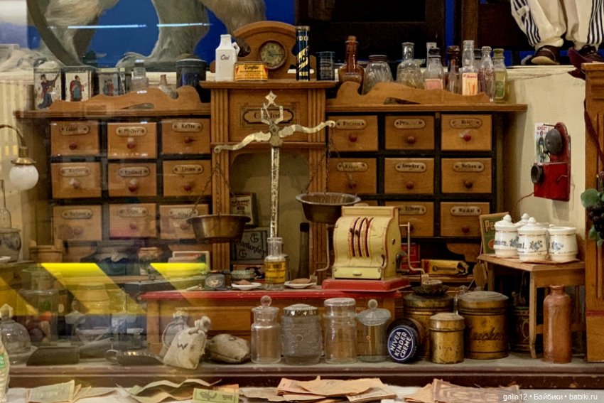 Антикварный мир Бориса Сумарокова в ЦДМ. Часть 1 (фото 10)