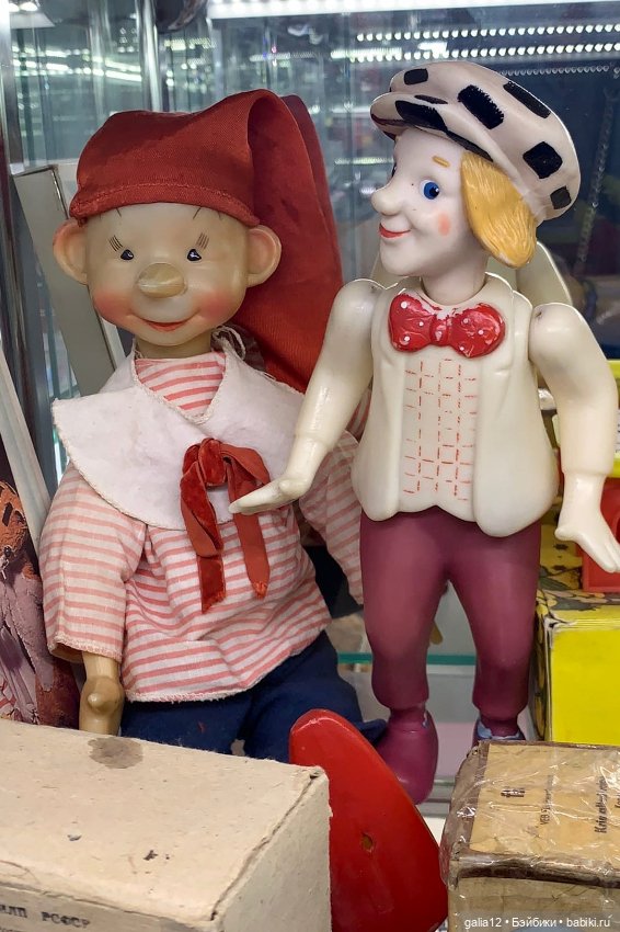 Антикварный мир Бориса Сумарокова в ЦДМ. Часть 2