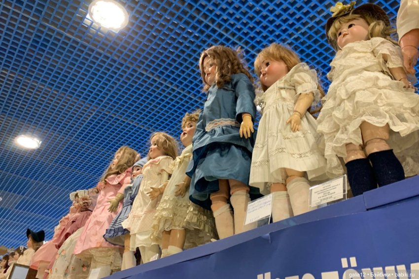 Антикварный мир Бориса Сумарокова в ЦДМ. Часть 1