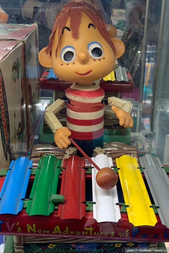 Антикварный мир Бориса Сумарокова в ЦДМ. Часть 2