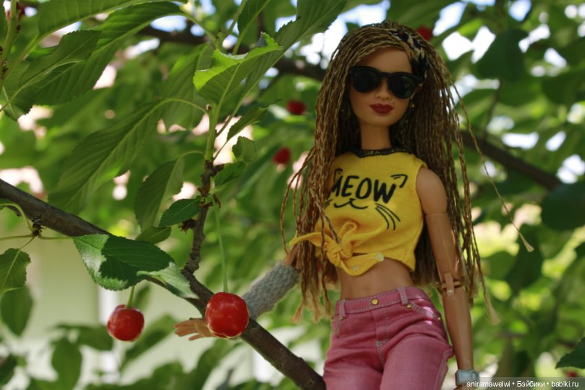 Что-то новенькое — Куклы Barbie (Барби): Looks (фото 9)