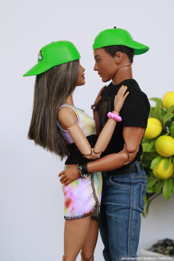 Что-то новенькое — Куклы Barbie (Барби): Looks (фото 4)