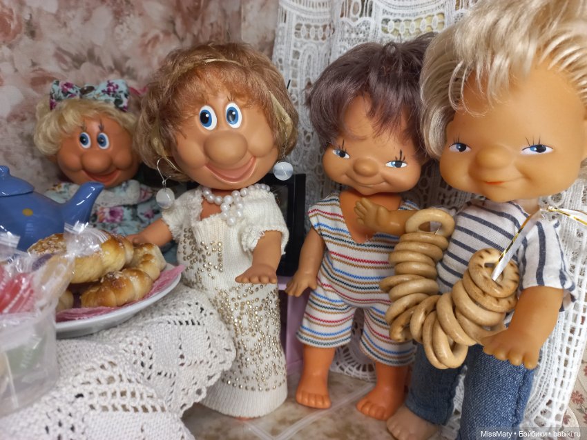 Весёлые картинки. Тётя Анфиса приехала