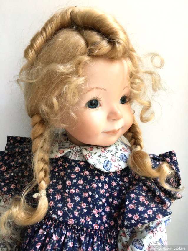 Прелесть Пчелка от Marianne Herzig, молд Effner Jenny