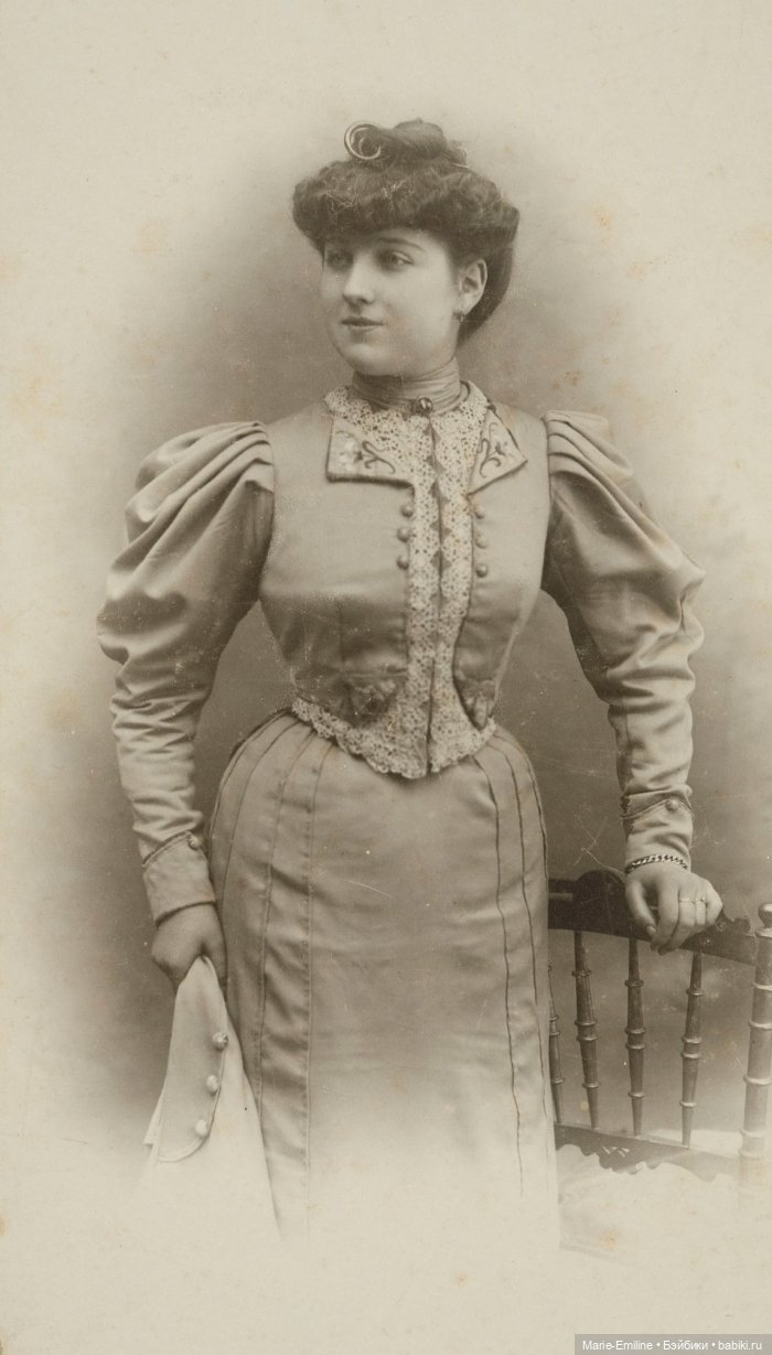 Молодые дамы из прошлого — Всё об антикварных куклах: история