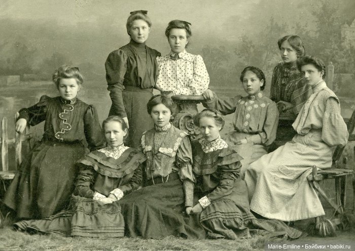 Молодые дамы из прошлого — Всё об антикварных куклах: история