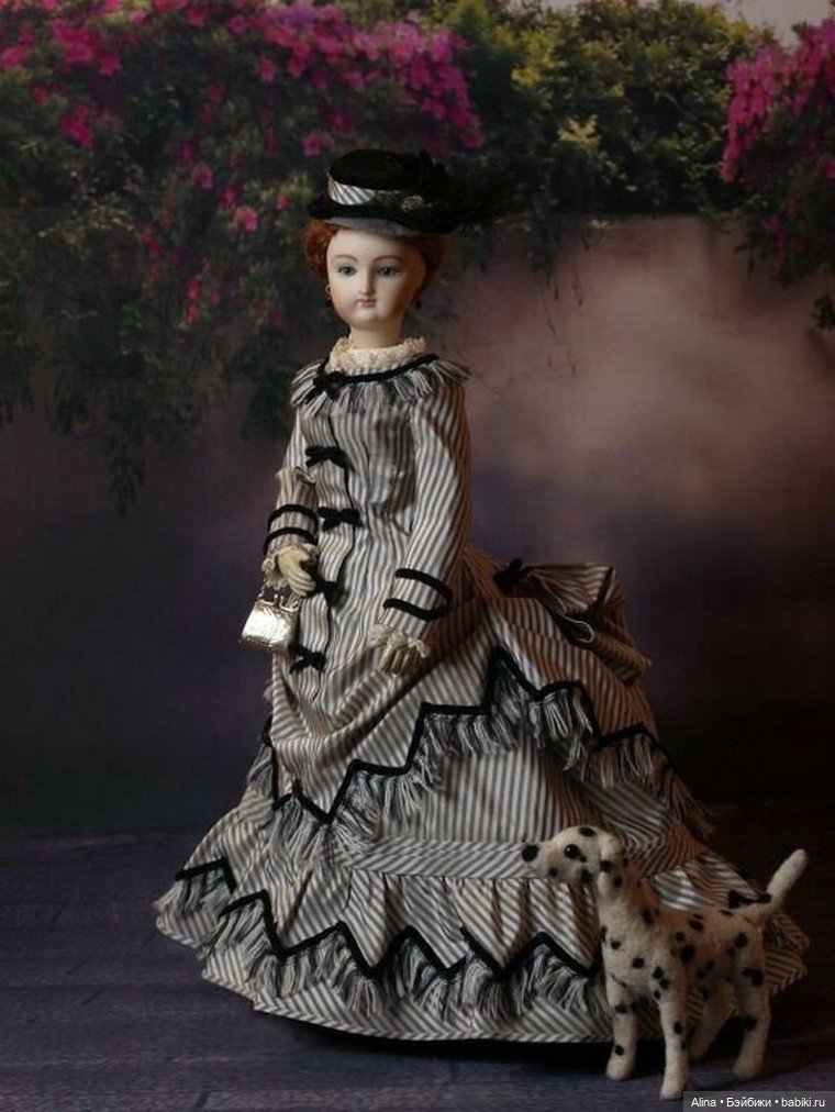 Куклы викторианской эпохи и их наряды