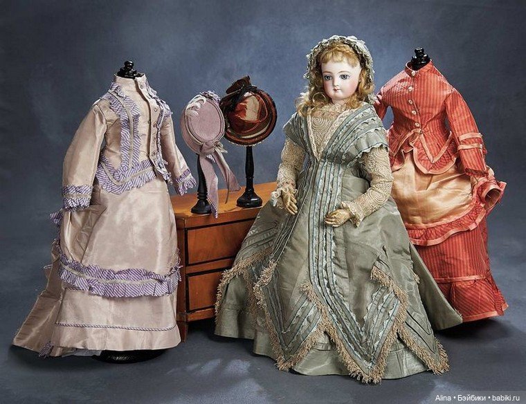 Куклы викторианской эпохи и их наряды