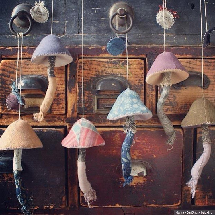 Забавные совушки и грибочки от Ann Wood