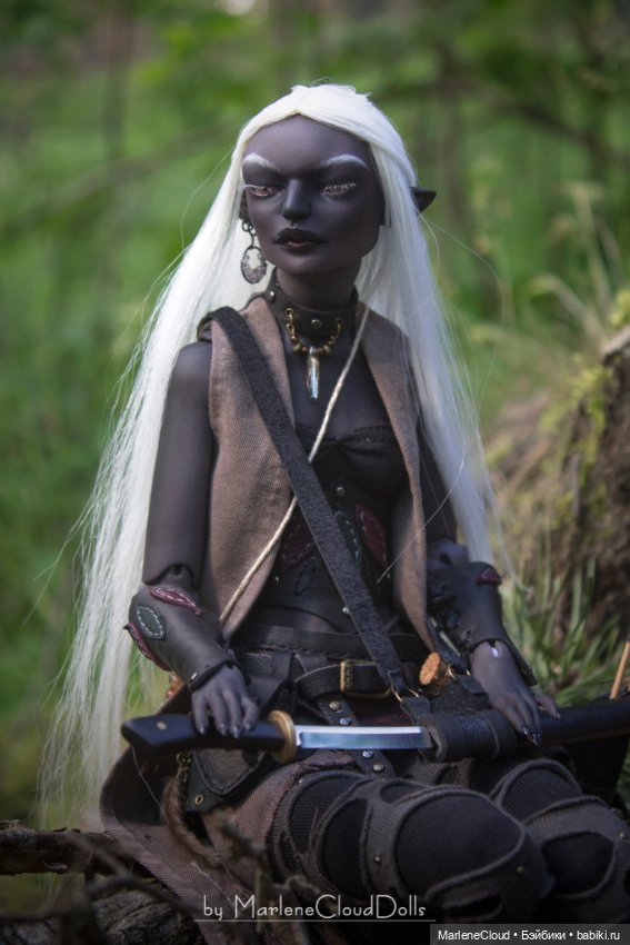 Дроу-разведчица Мэйвисскиира (Maywysskiira)